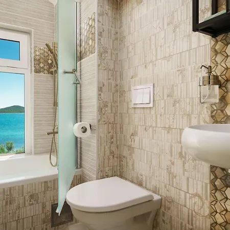 Maris * Betina (Sibenik-Knin)